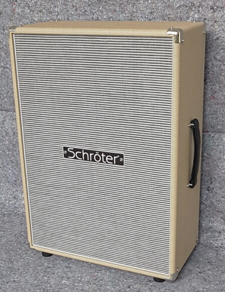 Schröter Amplification 2x12er Box stehend Schröter Amplification 2x12er Box stehend